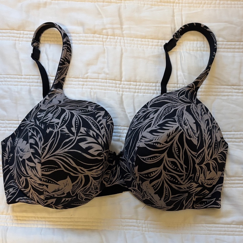 Cacique Black and Cream Floral Bra